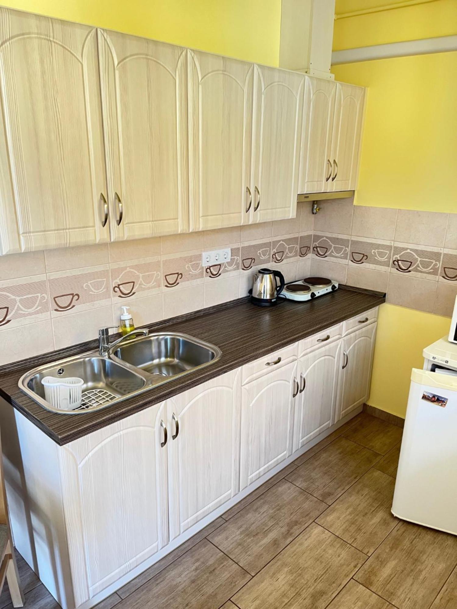 Gesztenye Apartman Makó Eksteriør bilde