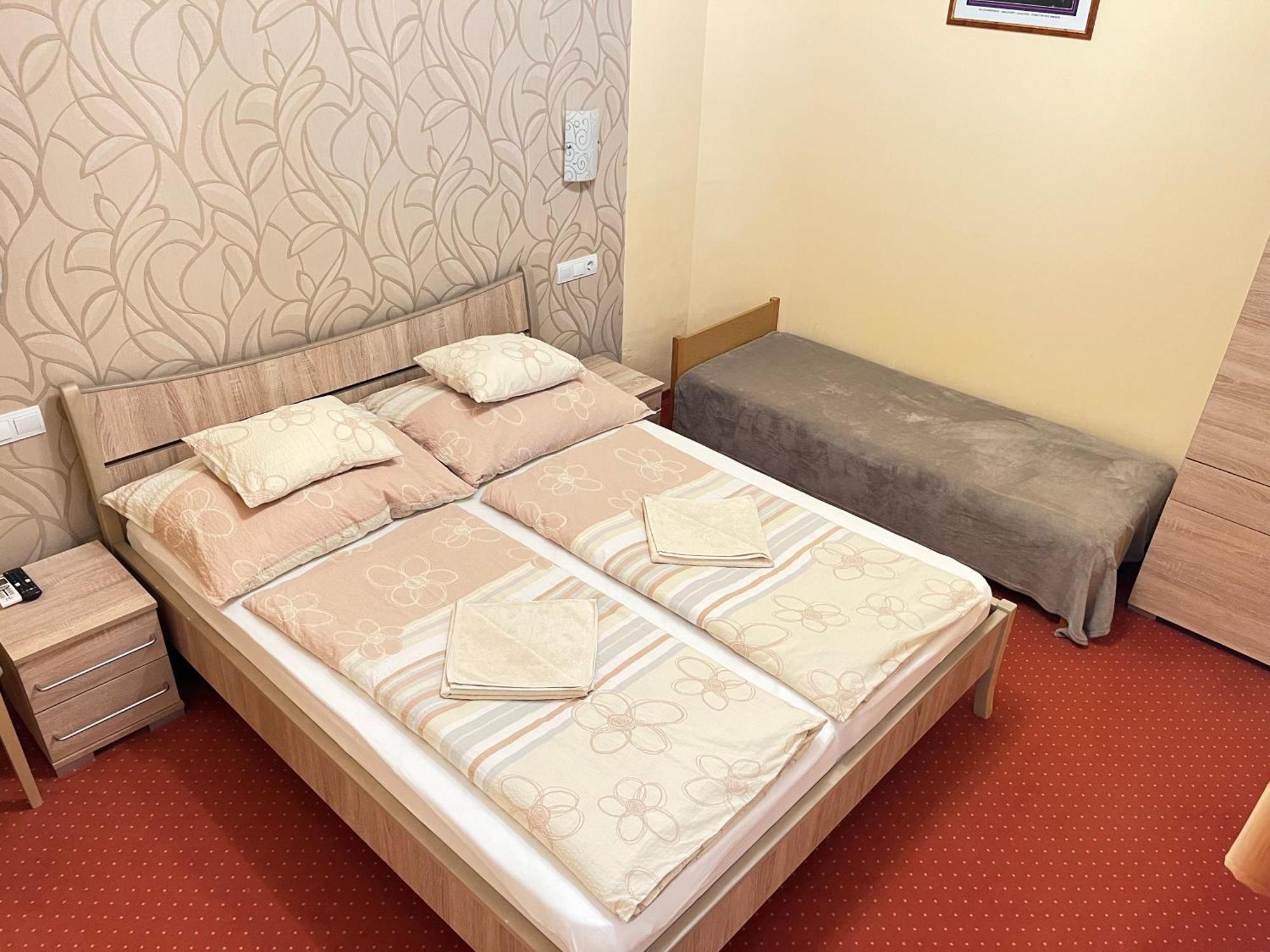 Gesztenye Apartman Makó Eksteriør bilde