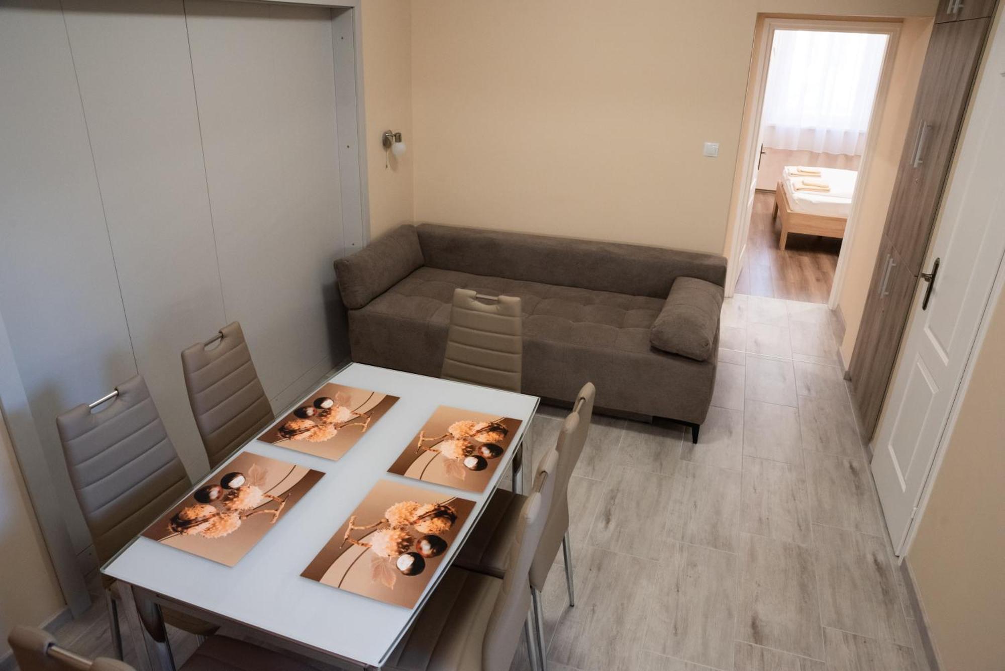 Gesztenye Apartman Makó Eksteriør bilde