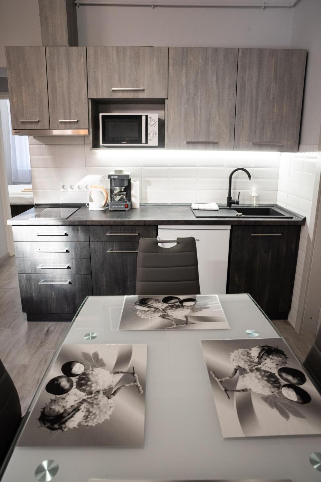 Gesztenye Apartman Makó Eksteriør bilde