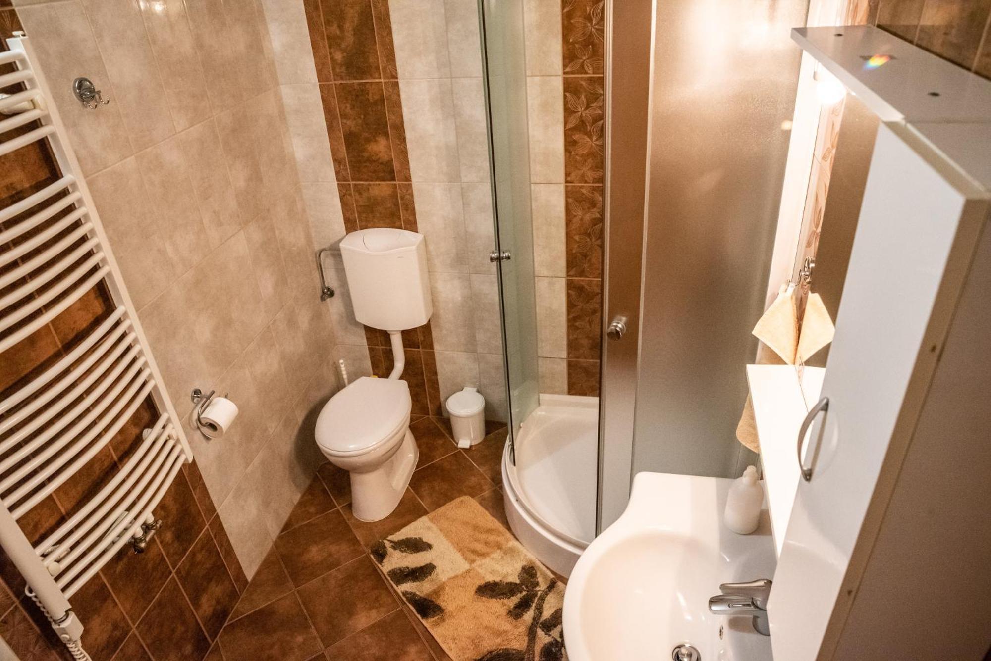 Gesztenye Apartman Makó Eksteriør bilde